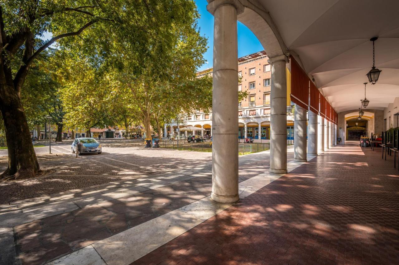 モデナAltalena Sulla Piazza, Un Affaccio D'Eccezioneアパートメント エクステリア 写真